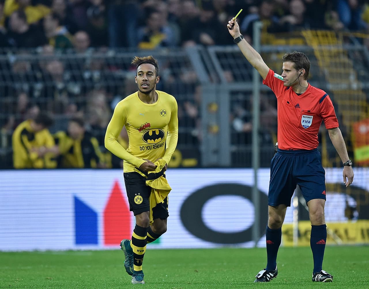 Fue un juego trabado, pero donde el Dortmund dominó de principio a fin, pero sólo pudo abrir la lata hasta el minuto 78, con un gol de Pierre-Emerick Aubameyang.