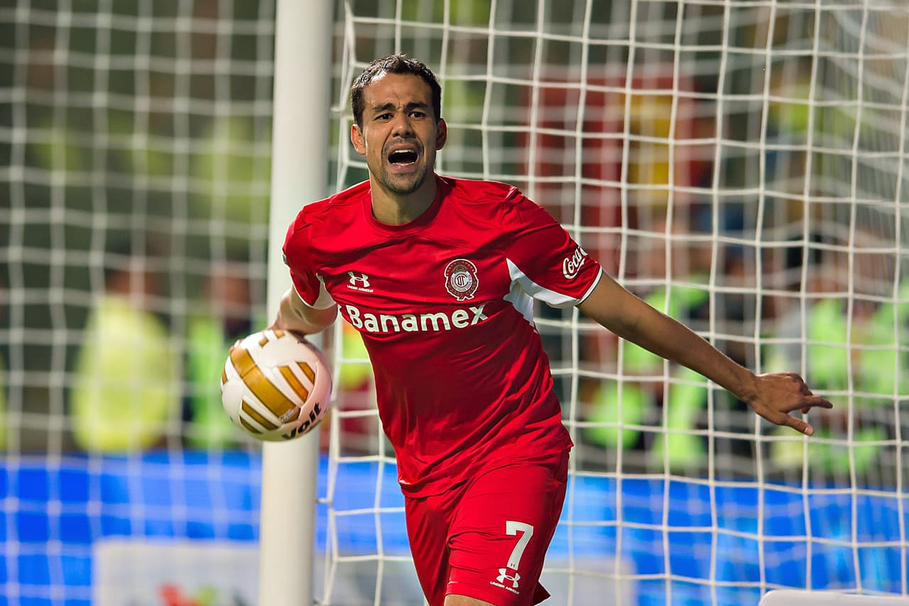 Apertura 2013 - Pablo Velázquez - Toluca - 11 goles.
