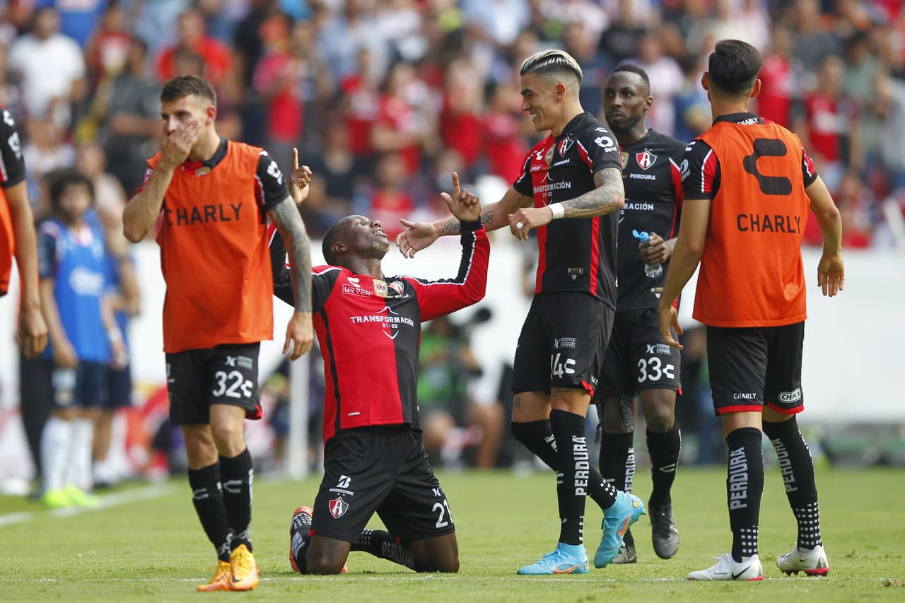 En el agregado de la primera mitad, Aníbal Chalá marcó el del triunfo.