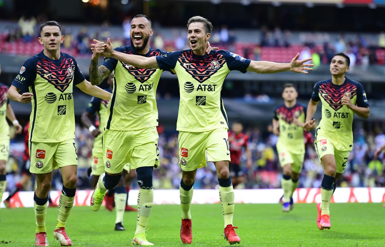 América mantiene su gran paso en el campeonato y en los minutos finales derrotó a Xolos de Tijuana.