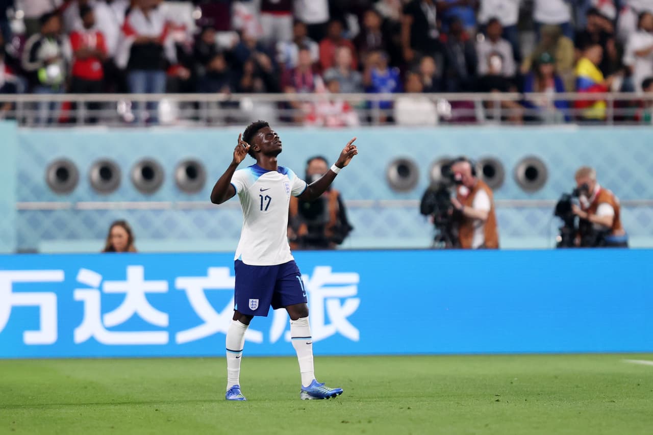 La Selección de Inglaterra luce con goleada ante Irán en el arranque de la actividad del Grupo B.