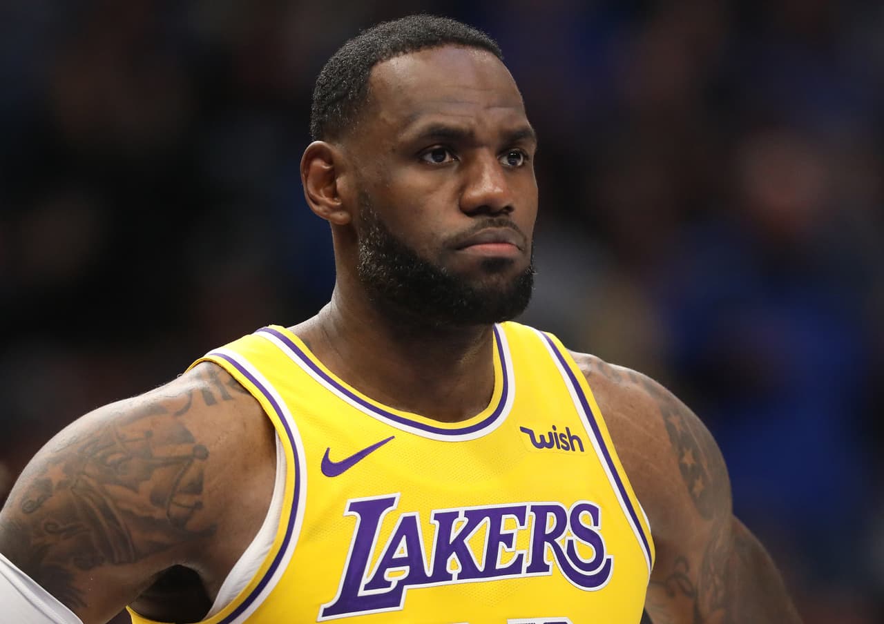 Los Angeles Lakers tuvieron una buena semana y las actuaciones de sus estrellas fue fenomenal. Anthony Davis obtuvo 40 puntos y 20 rebotes, ante Memphis. Lebron James anotó 39 puntos, 16 asistencias y 12 rebotes sólo contra los Mavericks. Su récord es de 5-1.