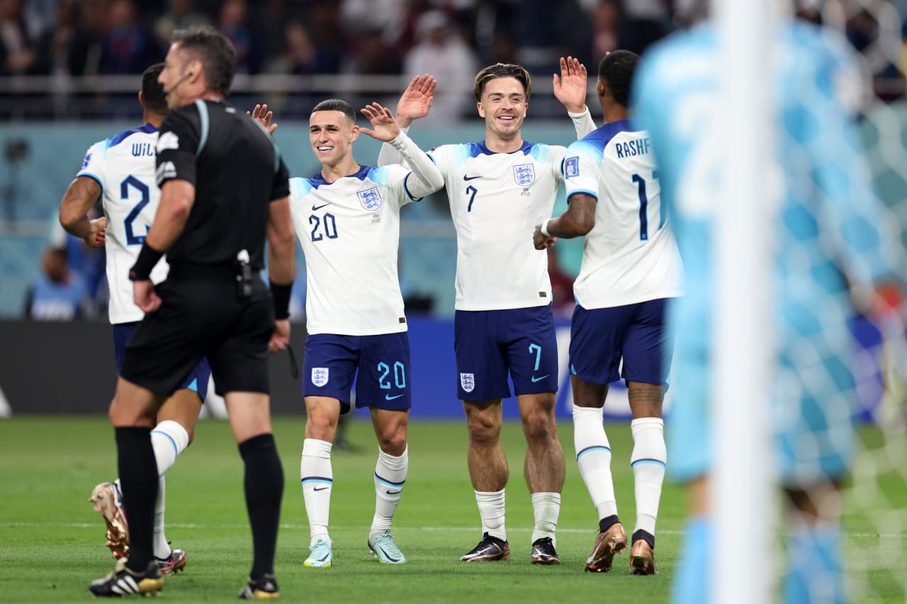 La Selección de Inglaterra luce con goleada ante Irán en el arranque de la actividad del Grupo B.