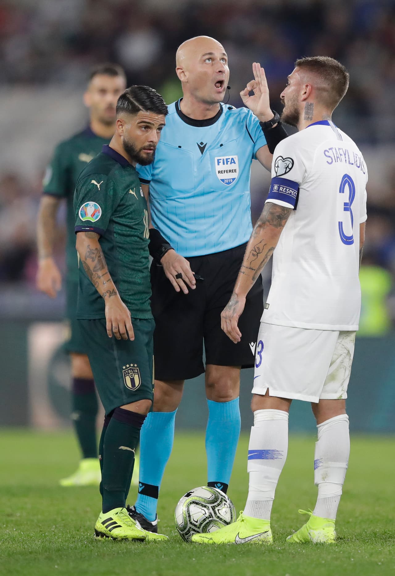 Grecia alarga su racha a diez partidos sin poderle ganar a la escuadra azzurra.