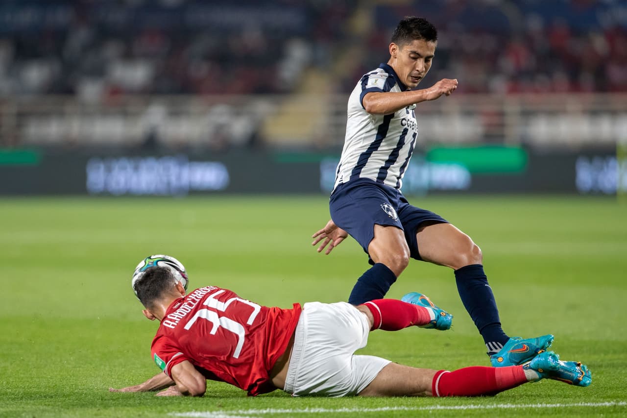 Monterrey no sabe cincretar sus oportunidades, caen 1-0 con un parchado Al Ahly y se despiden del Mundial de Cubes.