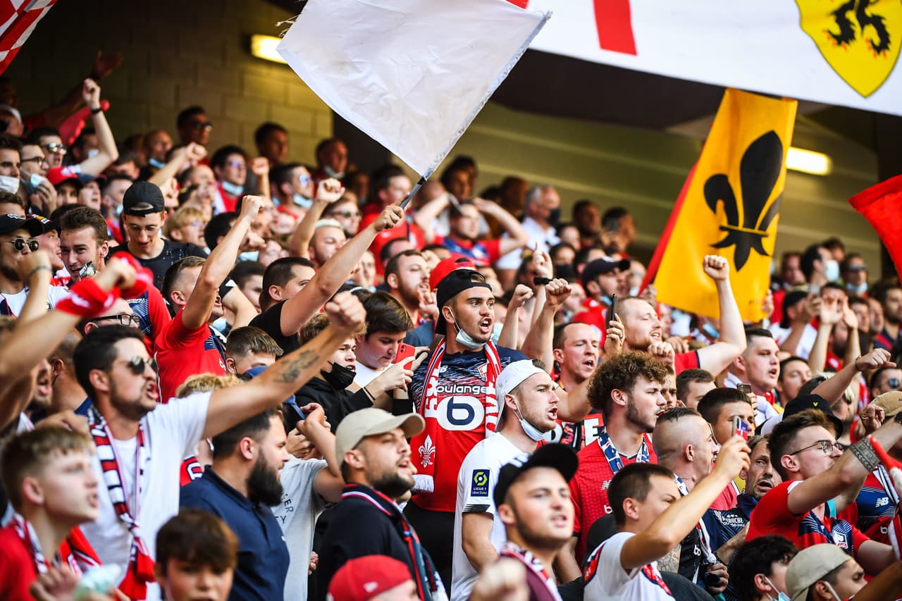 Lille, a pesar de ser local, perdió 0-4 ante Niza durante la segunda Jornada de la Ligue 1. Kasper Dolberg anotó doblete, mientras que Hicham Boudaoui y Armine Gouiri sumaron goles para los visitantes.