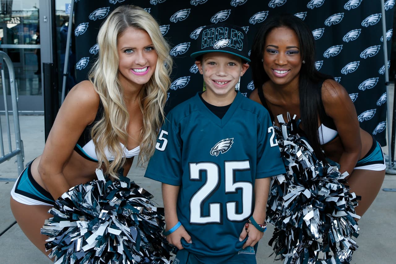 Mira quién es la porrista elegida por los Philadelphia Eagles para estar en el Pro Bowl 2016, ¡ella es Charnei!