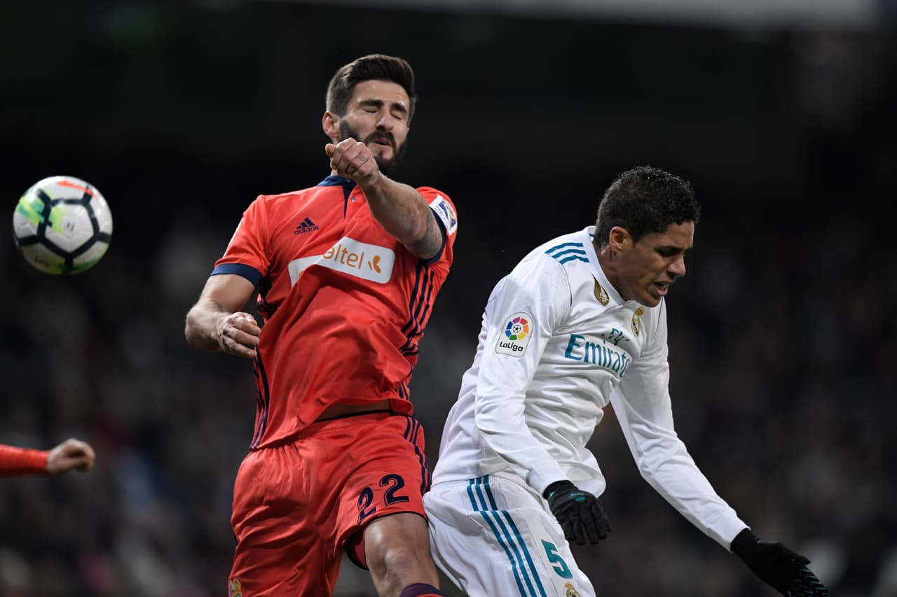Los merengues dominaron desde los primeros segundos del encuentro. Al finalizar la primera mitad los tres puntos ya estaban en la bolsa de los blancos.