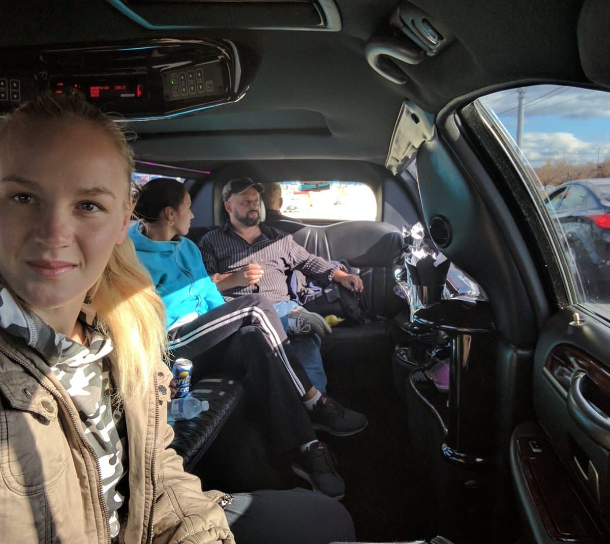 La peleadora que representa a Perú lanzó 230 golpes a su oponente Priscila ‘Pedrita’ Cachoeira y la dejó fuera de actividad seis meses.