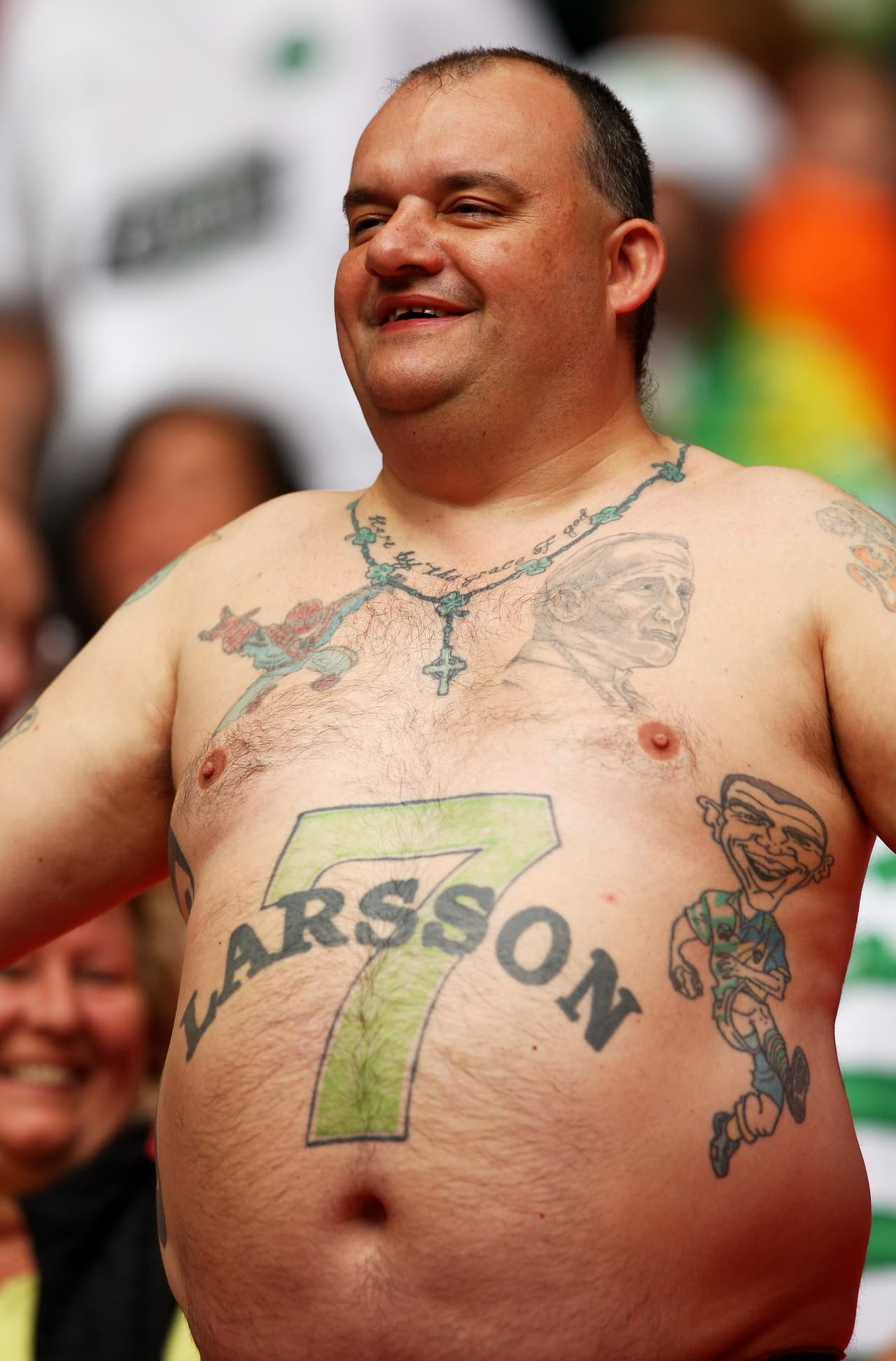 Los fanáticos en el mundo quisieron rendir un homenaje a sus países, equipos o jugadores favoritos por medio de tatuajes. Algunos más grandes y coloridos, con rostros de las figuras y escudos representativos son una muestra del cariño que alrededor del mundo expresan los hinchas del fútbol.