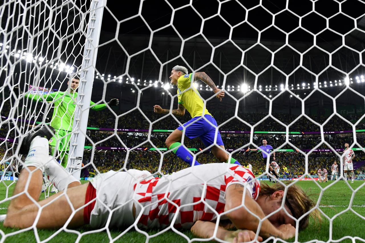 Croacia dio la sorpresa y derrotó 4-2 en penales a Brasil en el Estadio Ciudad de la Educación en los Cuartos de Final del Mundial Qatar 2022.