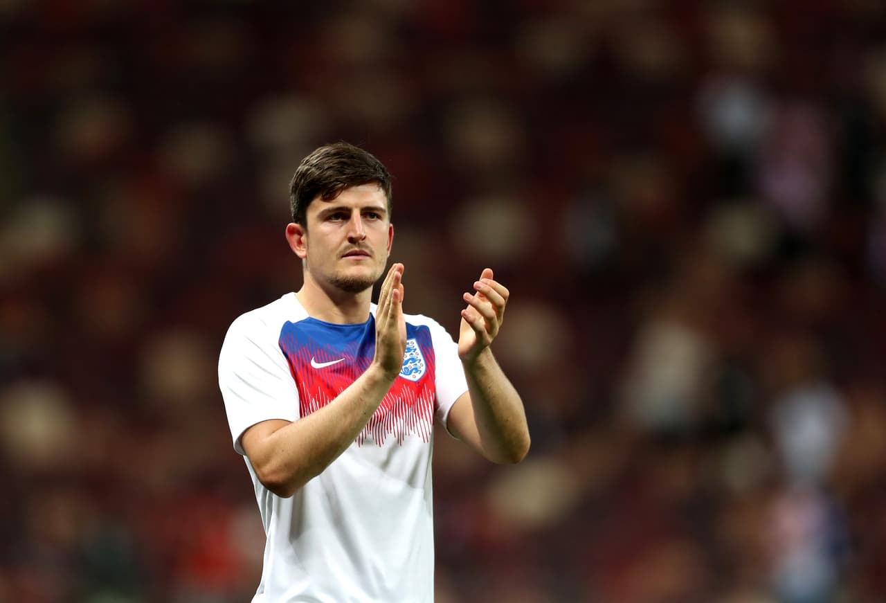 El otro que, supuestamente está en el radar del United para su defensa, es Harry Maguire. Su rendimiento en el Mundial con los Tres Leones lo ha puesta sonar en varios equipos de la Premier para salir del Leicester.