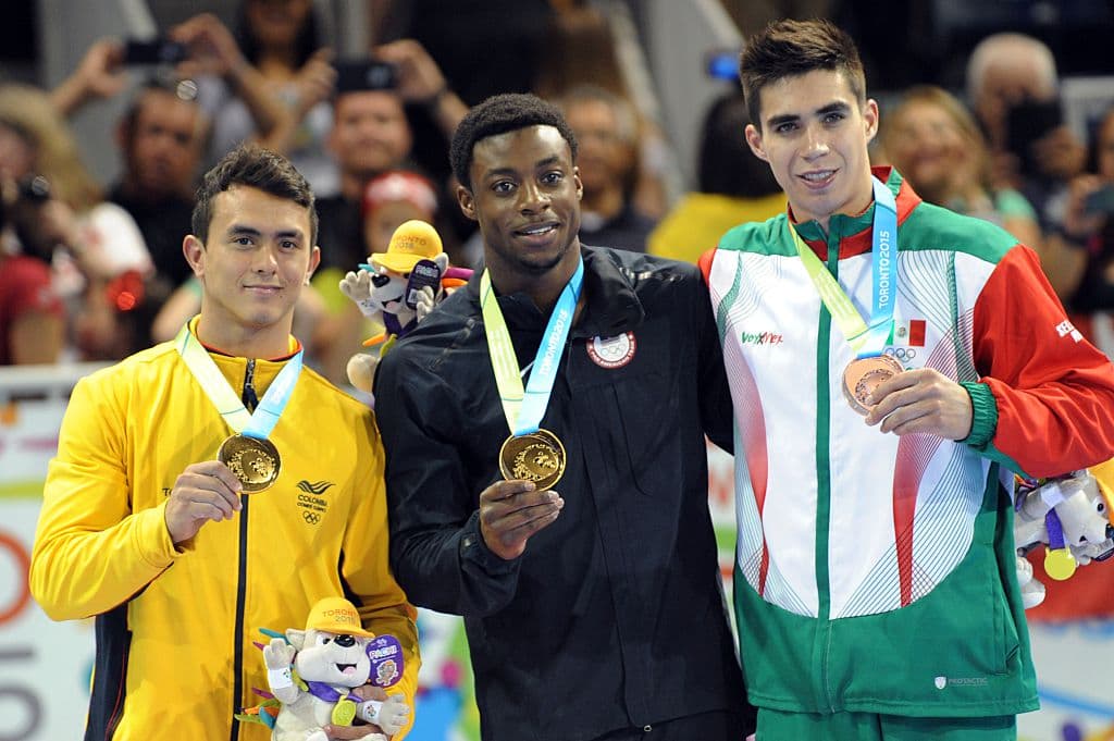 El atleta de 31 años es novio de la ciclista mexicana Antonieta Gaxiola, pero aún así sus seguidras no dejan de recordarle lo guapo que se ve en sus fotos.