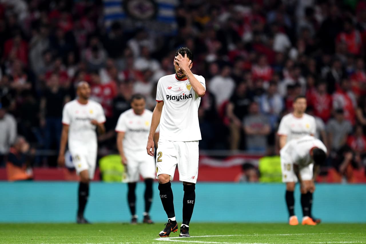 Sevilla se vio frustrado al final del primer tiempo y al descanso el partido parecía ya estar definido.