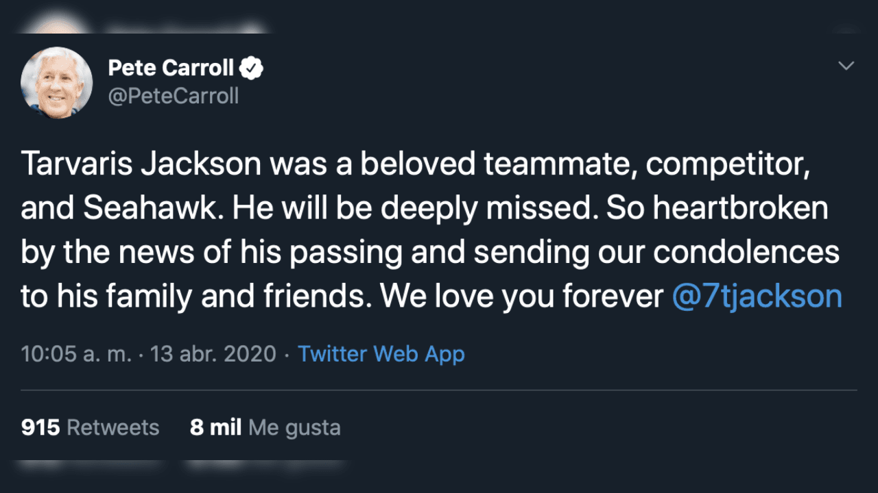 El mundo del futbol americano comprendido por la NFL, equipos de la NFL, coaches y compañeros, dan el último adiós al exquarterback.