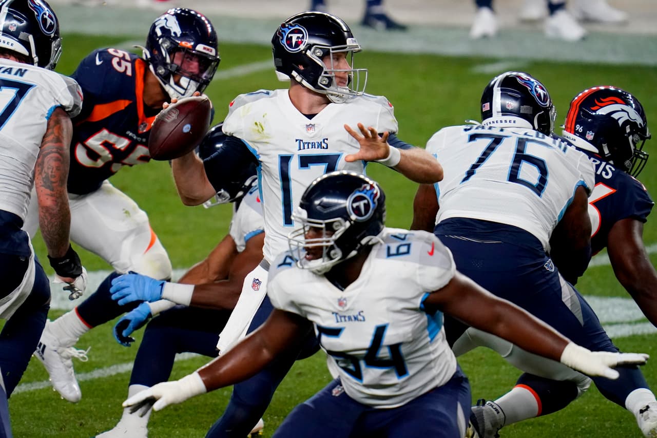 Derick Henry brilla en el juego al romper las 100 yardas, y los Titans consiguen la victoria 16-14 sobre los Denver Broncos.