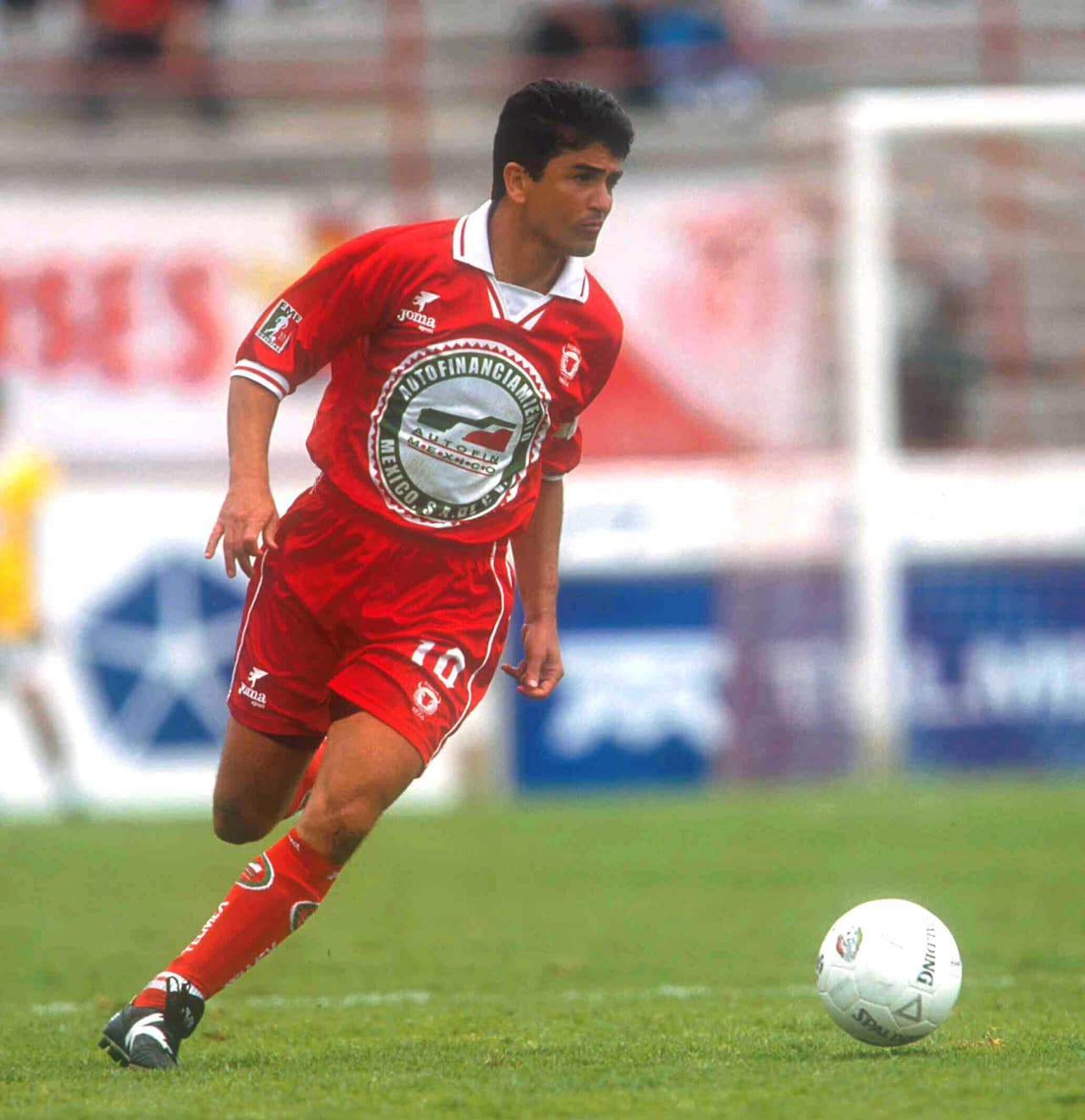 El brasileño
<b> José Roberto Gama de Oliveira 'Bebeto'</b> jugó en Toros Neza un año (1999) después de ser campeón con la Verdeamarela en el Mundial de Estados Unidos 1994.