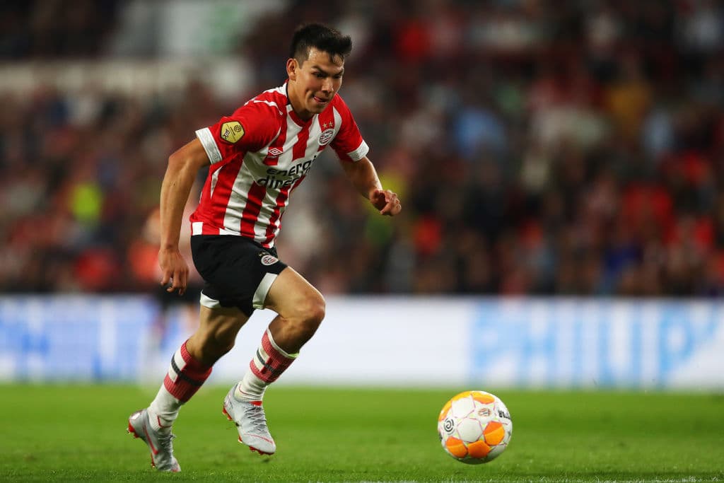 La transferencia de Hirving Lozano del PSV al Napoli se logró con 45 millones de dólares.