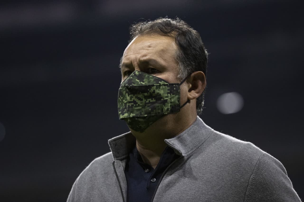 Reynoso exculpó a Macías.