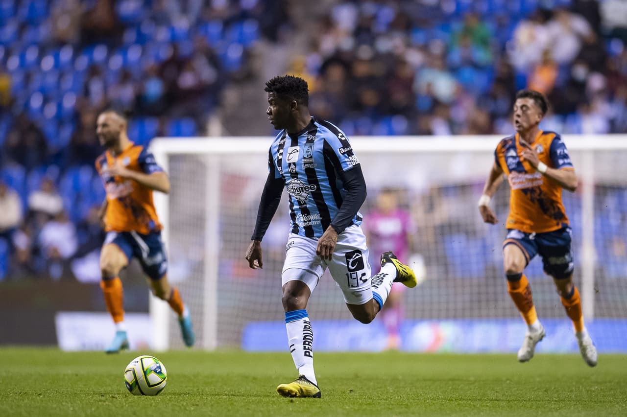 Con goles de Federico Mancuello y Guillermo Martínez, el Puebla obtuvo su primer triunfo del Clausura 2023 en la Jornada 2 al vencer al Querétaro, que se quedó con uno menos tras la expulsión de Kevin Balanta al minuto 8.