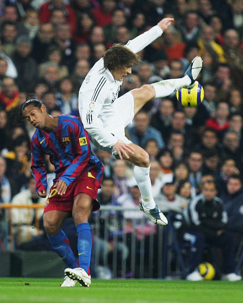 El 19 de noviembre de 2005, el Barcelona de Frank Rijkaard visitaba en el clásico español al Real Madrid de Vanderlei Luxemburgo.