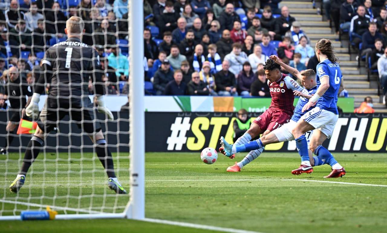 Leicester City y Aston Villa empataron 0-0 en la Jornada 34.