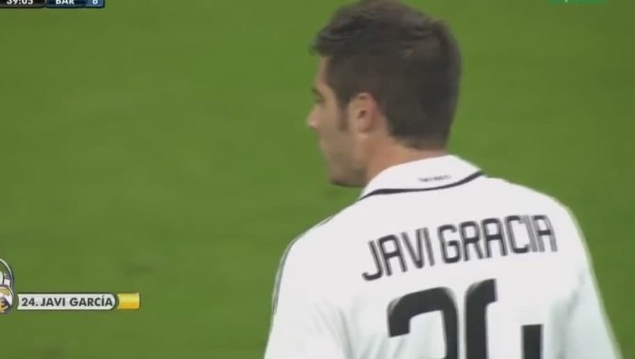 <b>Javi García</b> - El español Javi García salió al terreno de juego con una playera que decía Javi Gracia en vez de Javi García.