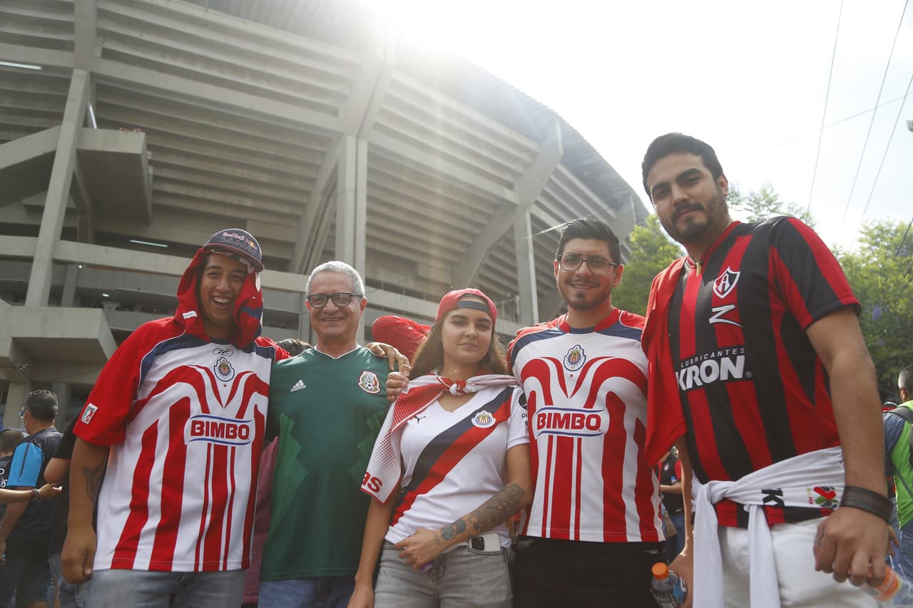 Las familias se hicieron presente en el Jalisco.