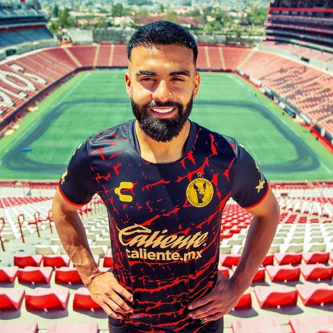 El delantero argentino Alexis Canelo fichó con Xolos luego de cinco años en Toluca donde fue campeón de goleo en el Clausura 2021.