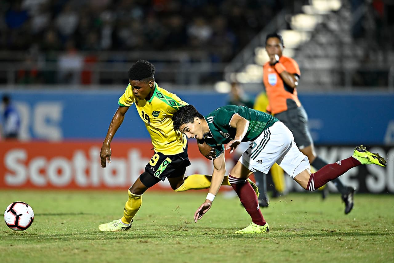 Y a los 61 minutos lo impensado: Leonardo Jibbison se encargó, tras efectuar un recorte, un tiro cruzado que empató 1-1 el marcador para los jamaiquinos.