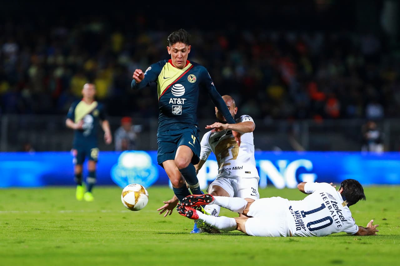Edson Álvarez #4: El defensa americanista tuvo un partido redondo al frente y defendiendo. Fue factor para que Pumas no anotara el 2-1 en la segunda parte.