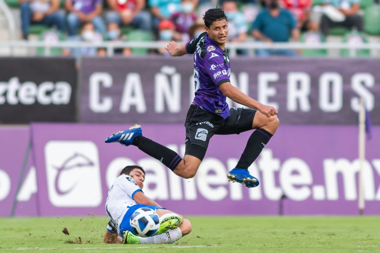 Néstor Vidrio y Arturo González marcan los únicos dos goles del empate 1-1 entre Mazatlán y Monterrey.