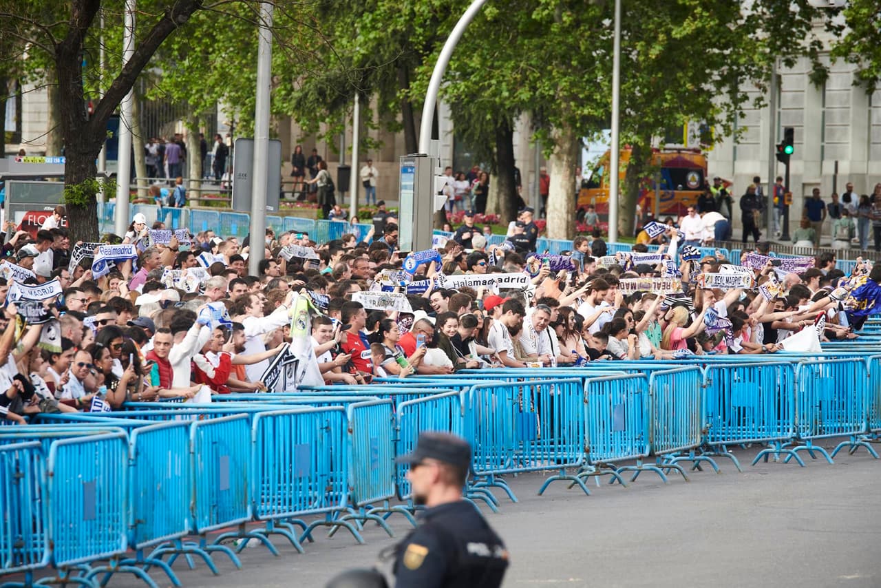 ¡Campeón de España! Real Madrid celebra el título 35 de Liga de su historia.