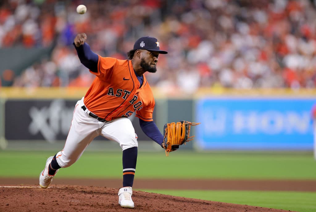 De la mano de sus bateadores estelares, los Houston Astros vencen 2-6 a los Atlanta Braves en el juego de dos de la Serie Mundial 2021.