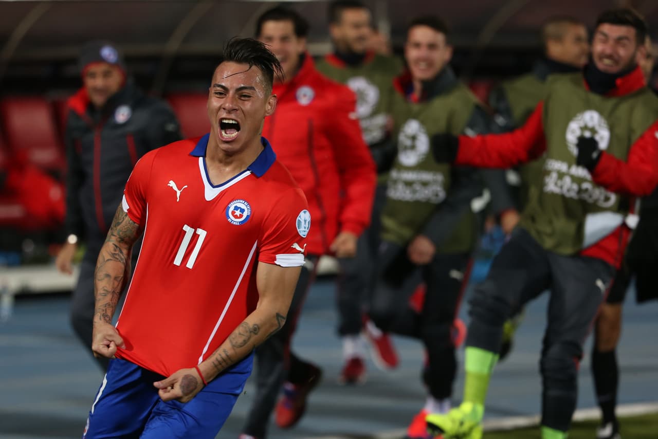 Eduardo Vargas ganaría más dinero en Tigres de lo que recibía en la Bundesliga
