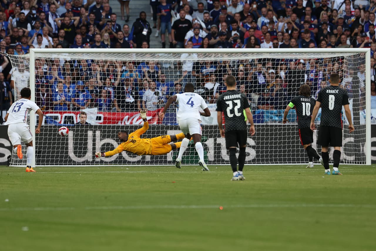 Luka Modric anotó el gol para que Croacia eliminara a Francia de competir en el Final Four de UEFA Nations League.