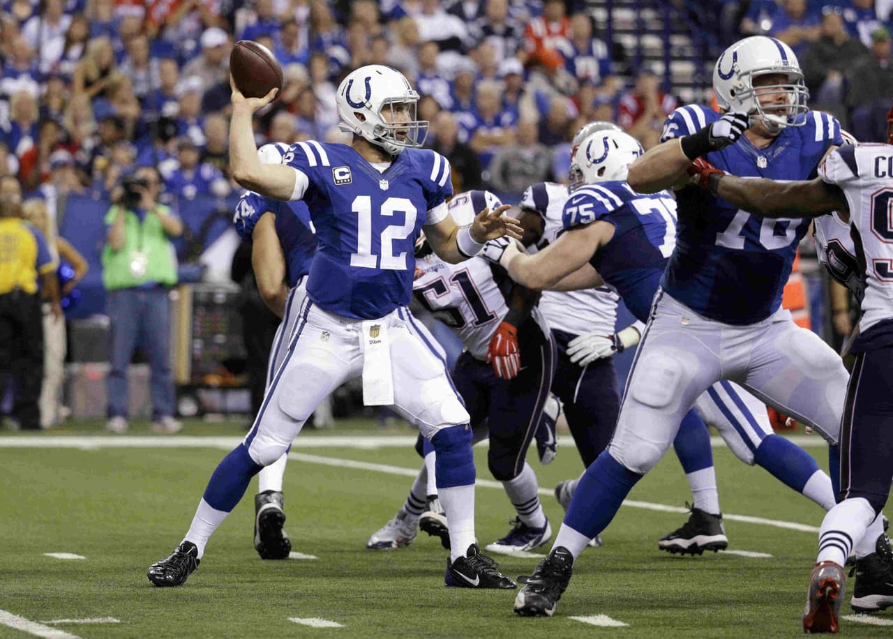 New England Patriots vencieron 34 - 27 a los Indianapolis Colts para mantener el invicto (5 - 0) líderes del Este en la Conferencia Americana.