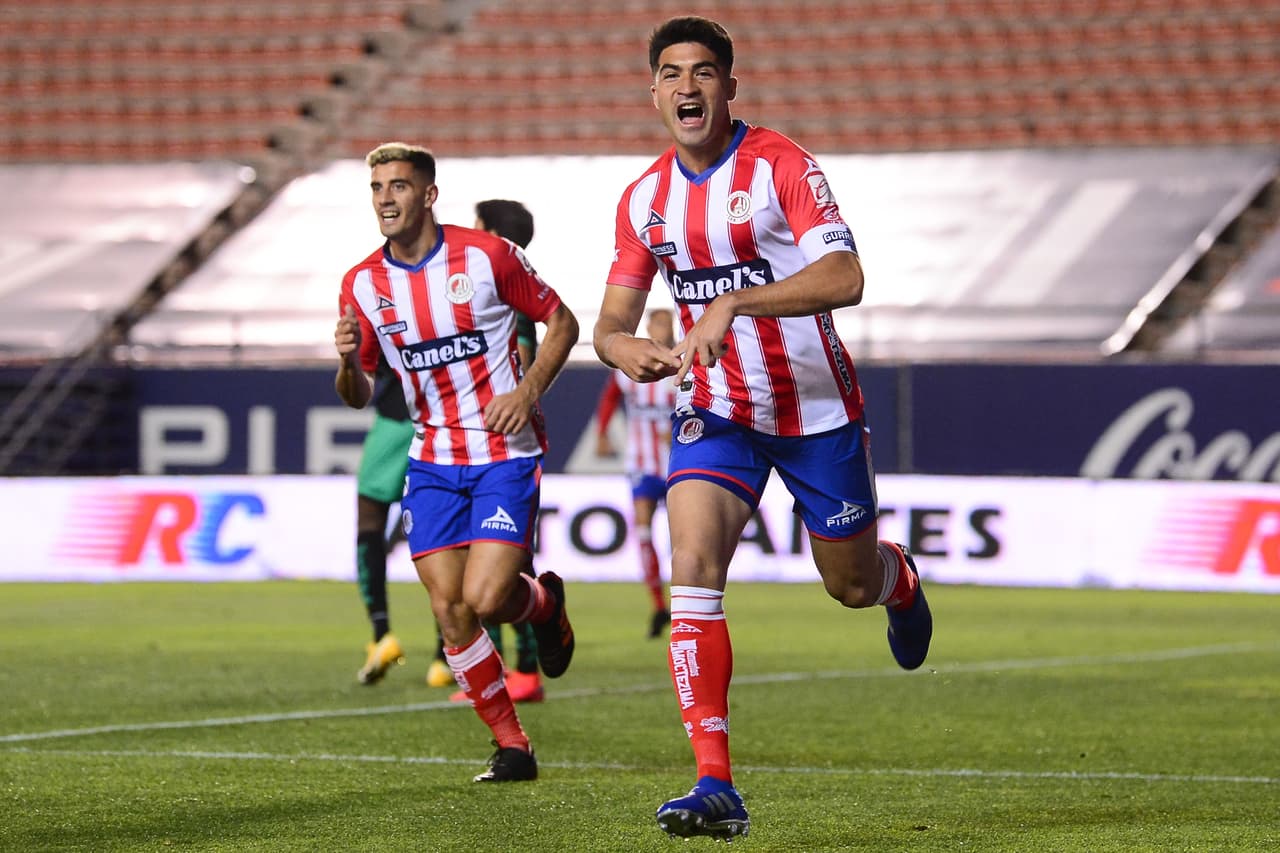 Un solitario gol de Nicolás Ibáñez al 15', Atlético San Luis vence 1-0 a Santos y suman tres unidades. Atlético San Luis se acerca a dos puntos de Santos, ya que llegan a 10 unidades y los Guerreros se quedan con 12.