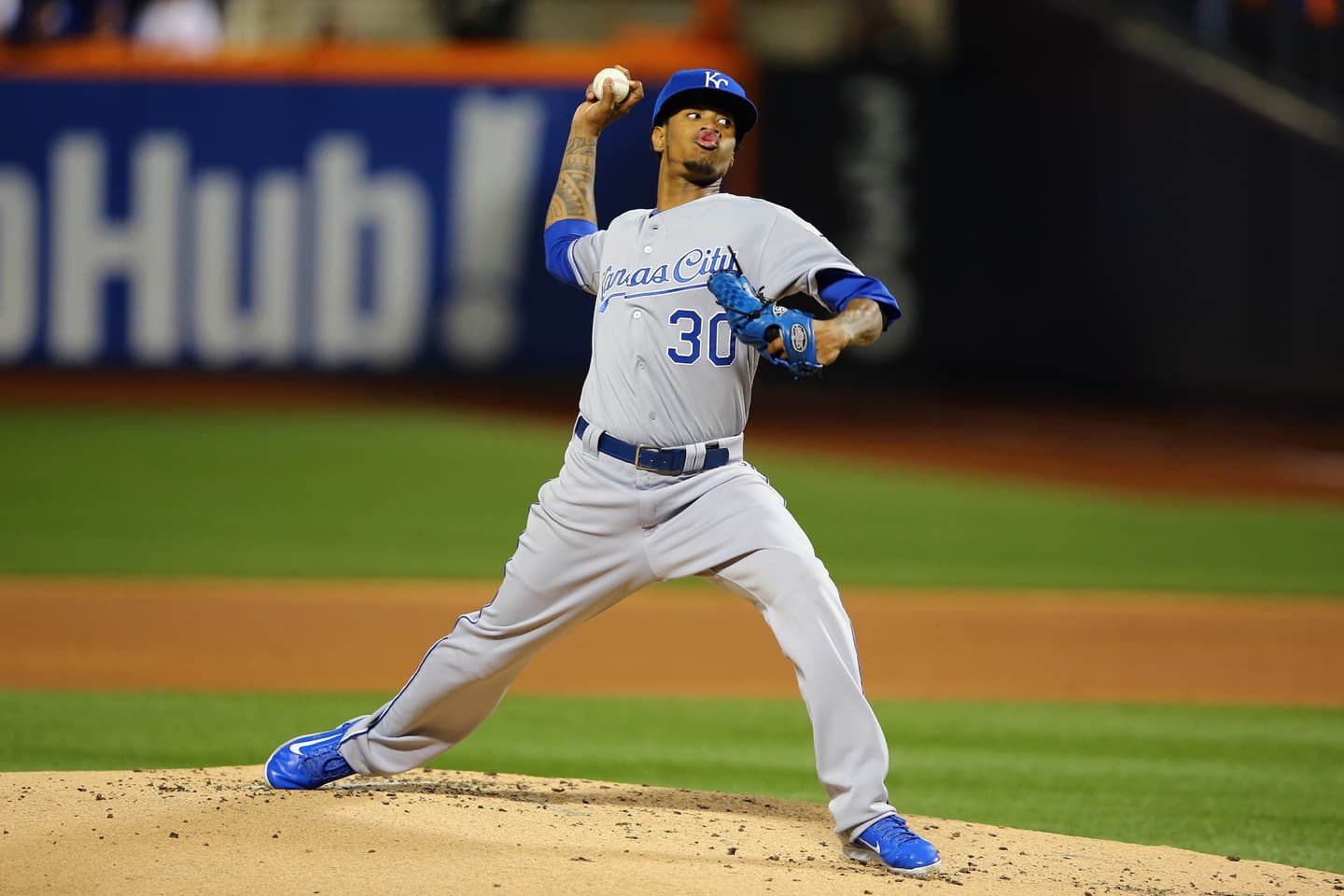 Tragedia enluta béisbol dominicano: Confirman muerte de pelotero Yordano  Ventura en un accidente 