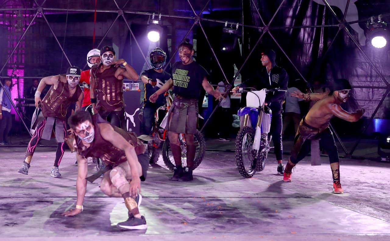 Daniel Ricciardo compartió en el Ofrendomo en una celebración previa a la carrera y a la conmemoración por los muertos que México celebra tradicionalmente el 1 y 2 de noviembre.