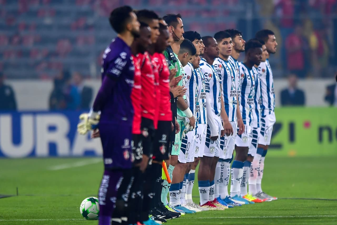 El Estadio Jalisco recibió la Final de ida del Clausura 2022 entre Atlas y Pachuca. Como era de esperarse, los Rojinegros salieron motivados, pero tardarían en mover la red del rival.