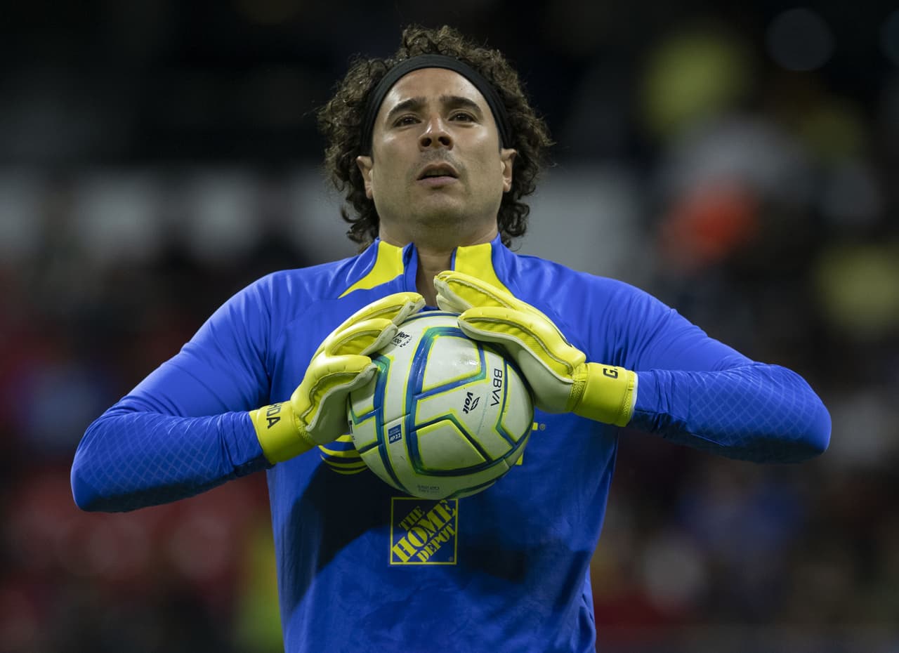 Las Águilas del 'Tano' Ortíz se dieron un festín en la cancha del Estadio Azteca luego de golear 7-0, con siete anotadores diferentes, a un Cruz Azul que está muy cerca del abismo y con un DT que tiene las horas contadas.