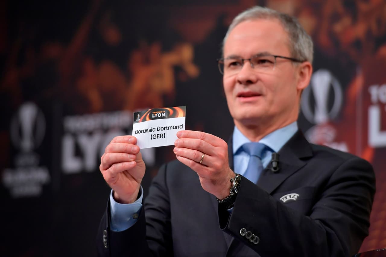 Al menos su lugar en el torneo continental le da un respiro al Borussia Dortmund para mantenerse activo en una temporada en la que está muy lejos del nivel recordado.