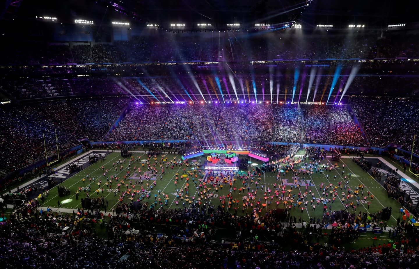 Los Eagles de Filadelfia ganan su primer título en el Super Bowl al  derrotar a los pentacampeones New England Patriots - BBC News Mundo