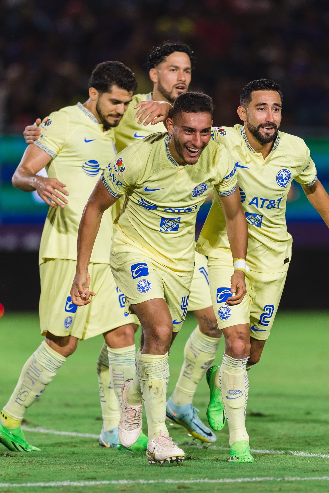 El uruguayo, que falló en el gol del rival, también se reivindicó.
