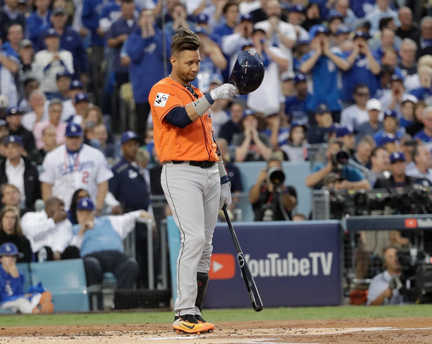 Los Astros de Houston hacen historia y ganan su primer título de Serie  Mundial ante los Dodgers de Los Ángeles