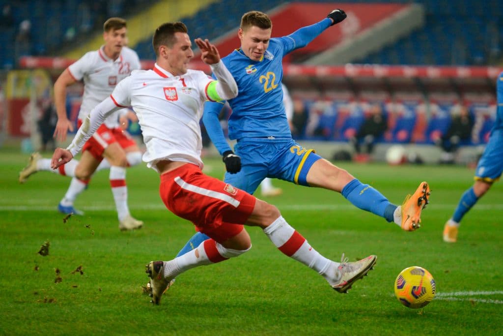 Polonia 2-0 Ucrania | Piatek (40’) y Moder (63’) marcaron los del triunfo en el Estadio de Silesia. Polonia se enfrentará a Italia en la quinta fecha de la competición europea.