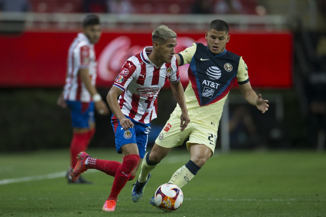 Henry Martín y Sebastián Córdova se encargan de darle la victoria al América 0-3 en Guadalajara.Las Águilas no dejan que Cruz Azul se despegue y continúan a dos puntos del líder, Chivas sigue sin encontrar su futbol y Chivas cae a la décimo tercera posición.
