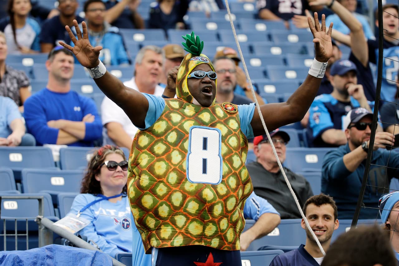 Los fans pidieron sus deseos para Navidad, ¿cuántos se cumplieron? checa las mejores tomas de los aficionados de la NFL en la Semana 16.