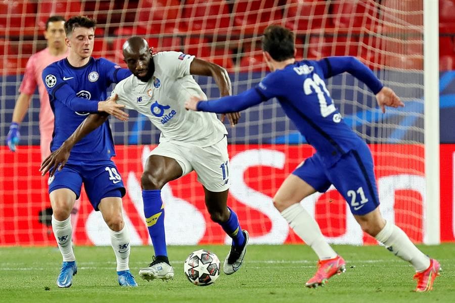 Chelsea logra su pase a las Semifinales de la UEFA Champions League aún con la derrota contra el Porto 0-1 durante el partido de vuelta, pues el marcador global quedó 2-1 a favor del equipo inglés.